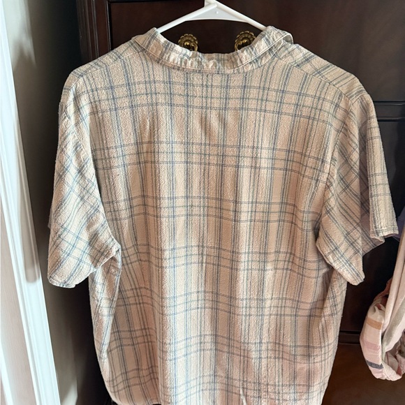 Silk Exchange short sleeve button down shirt - Picture 8 of 8